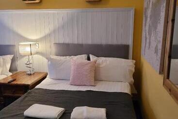 پانسیون The Suite No48