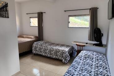 Pousada Chácara Pau   Brasil