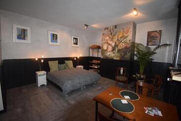 تختخواب و صبحانه Swalmerkwartier