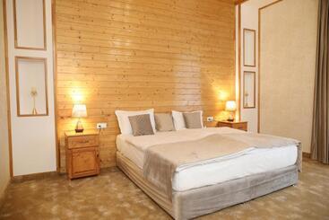 Bmg Hotel By Grigoryans Group