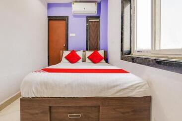 هتل Oyo Flagship Bablu Grand In