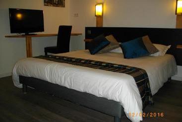 アパートホテル Appart Hotel Residella House Room & Kitchen Avignon Le Pontet