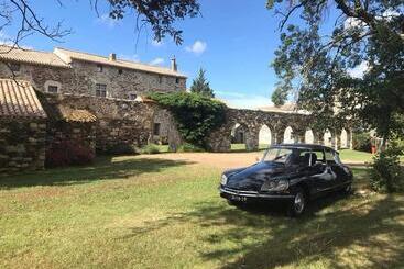 ベッドアンドブレックファースト Abbaye De Capservy