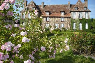 ベッドアンドブレックファースト Manoir Du Lieu Rocher