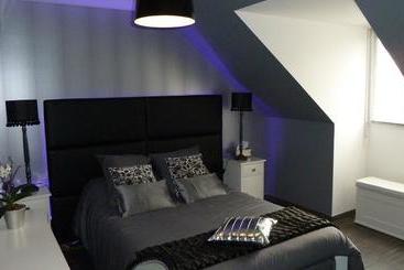 تختخواب و صبحانه Hôtelya   Lille Villeneuve D Ascq