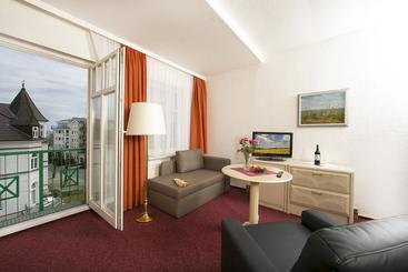 Garni Eden Hotels