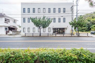 호텔 Low Cost Resort Manza Beach