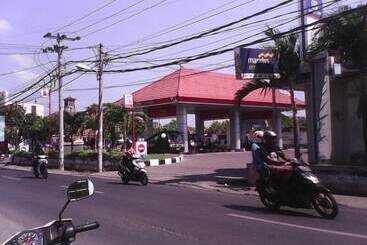 호텔 Ulun Suwi Guesthouse