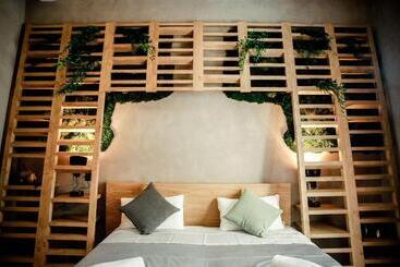 پانسیون Benci House