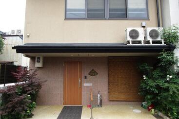 פנסיון Guest House Kyotoabiya