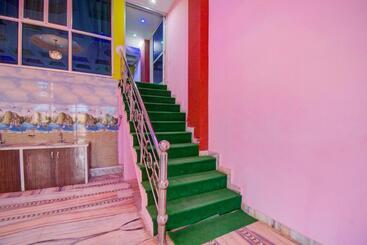 فندق O Hill View Resorts