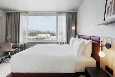هتل Residence Inn By Marriott Geneva City Nations