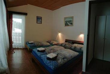 پانسیون Penzion Pochop