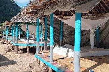 تختخواب و صبحانه Jaymy Beach Fales