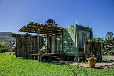 簡易ホテル Eden Bed & Nature