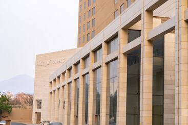 فندق Al Hidayah Towers