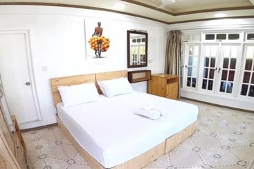 بنسيون Go Surf Maldives