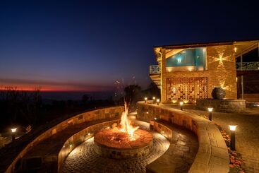 אתר נופש Infinitea Retreat Bir