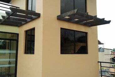 Bed and Breakfast Belize Tagaytay