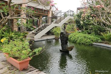 Bravo Resorts  Munting Paraiso