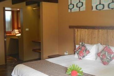 هتل Club Oceanus Resort