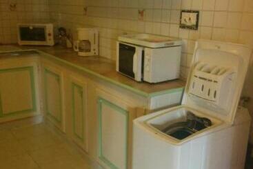 酒店 Hôtel Restaurant Douce France