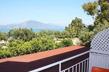 Отель Nika Radhime