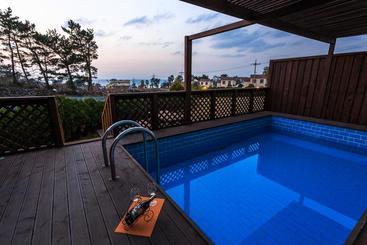 هتل Whitedream Pension
