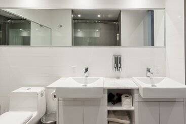 Апартаменты Milton Parc