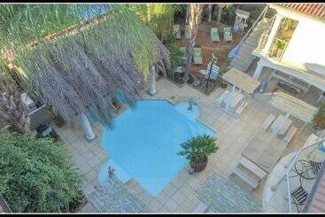 بنسيون Club Cocomo