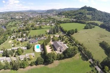 استراحتگاه Aux Portes Des Monts D'aubrac