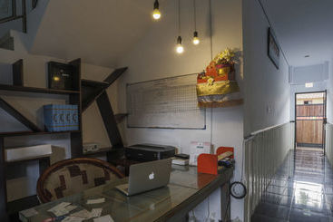 Dekrisna Denpasar  Hostel