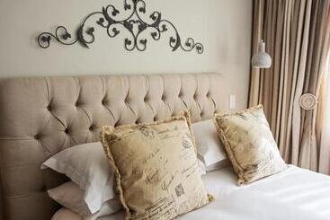 آپارتمان Avemore Lagratitude No 6   With Backup Power For Loadshedding