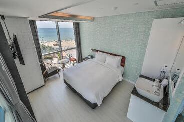 Отель Elysia Boutique