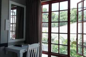 호텔 Oakwood Lodge