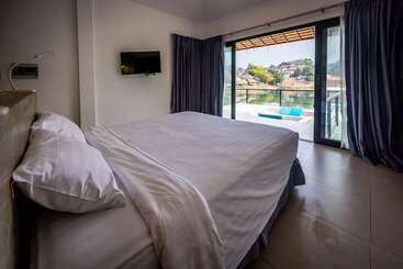 호텔 The Sanctuary Nam Ngum Beach Resort