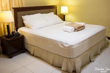 هتل Worldview Pension Plaza