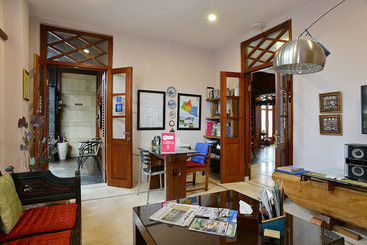 酒店 Tegal Panggung Inn