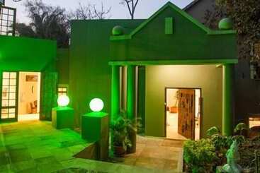 بنسيون Mbombela Exclusive Guest House @ Daleen