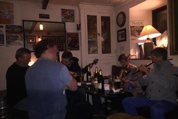 بنسيون The Townhouse