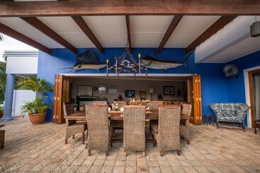 ペンション Turtle Bay Lodge