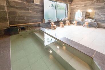 Рёкан Livemax Resort Hakone Sengokuhara