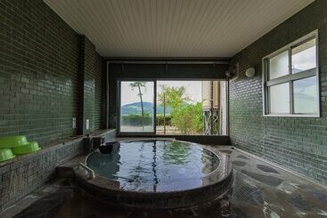 ريوكان Yufuin Katsuragi Sanso