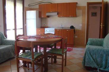 Жильё для туристов Appartamento Deledda