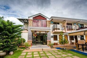 مبيت وإفطار Greenfields Tourist Inn