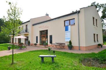 Cellino Hotel Prieros