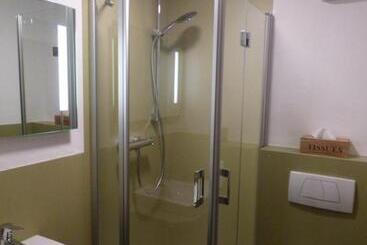 Zum Kronprinzen Hotel Garni