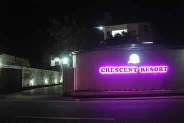 酒店 Crescent Resort
