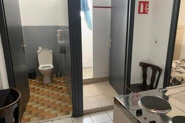 هتل Hôtel Le Cosy