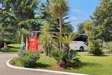 Отель Mediterraneo